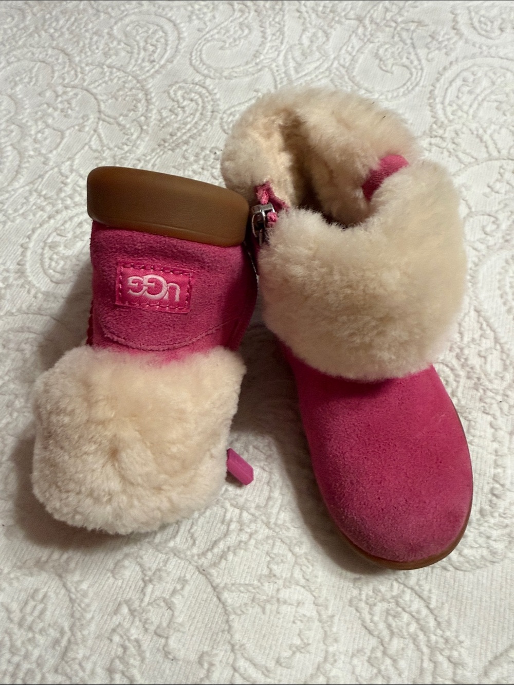 UGG Size 7 Toddler Girls Pink Suede Boots with Cream Fur